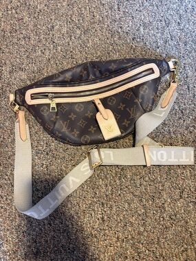 Cross body bag
